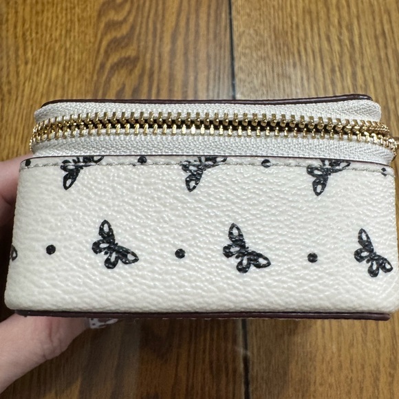 COACH TRAVEL JEWELRY BOX - Picture 4 of 11